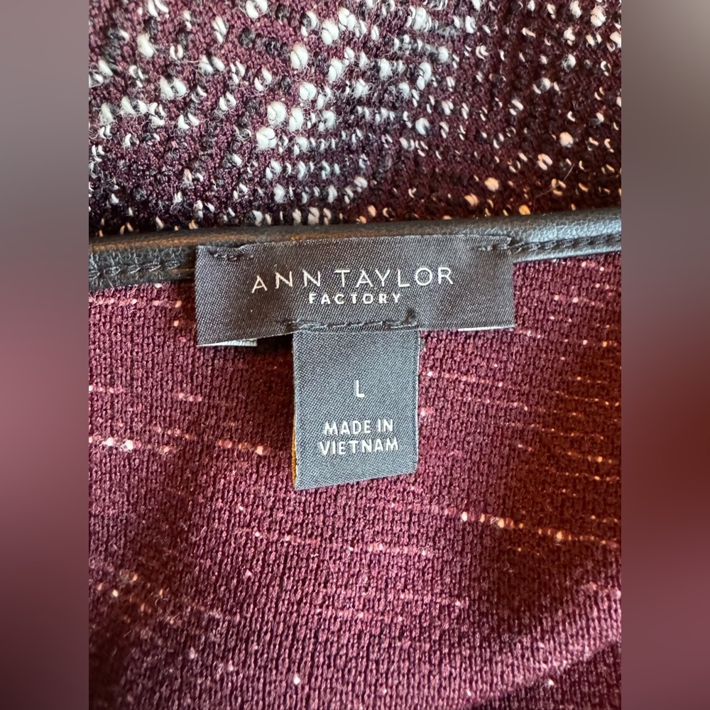 Ann Taylor Factory Marled Burgundy and Ivory Knit Dress Large - Picture 9 of 10